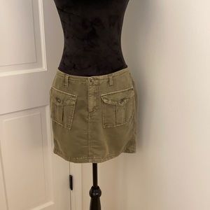 Olive green casual short skirt